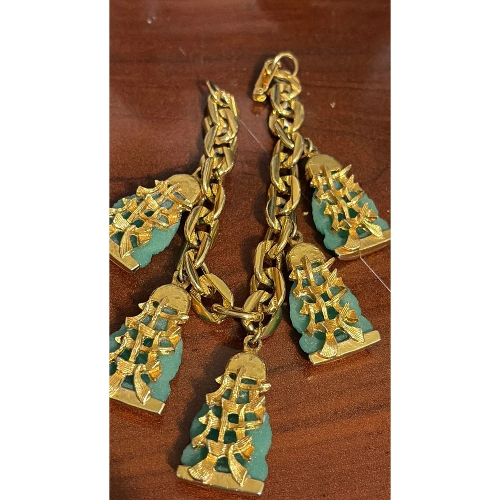 Vintage Goldtone Charm Bracelet w/ 5 Peking Glass Jade Green Buddha Charms